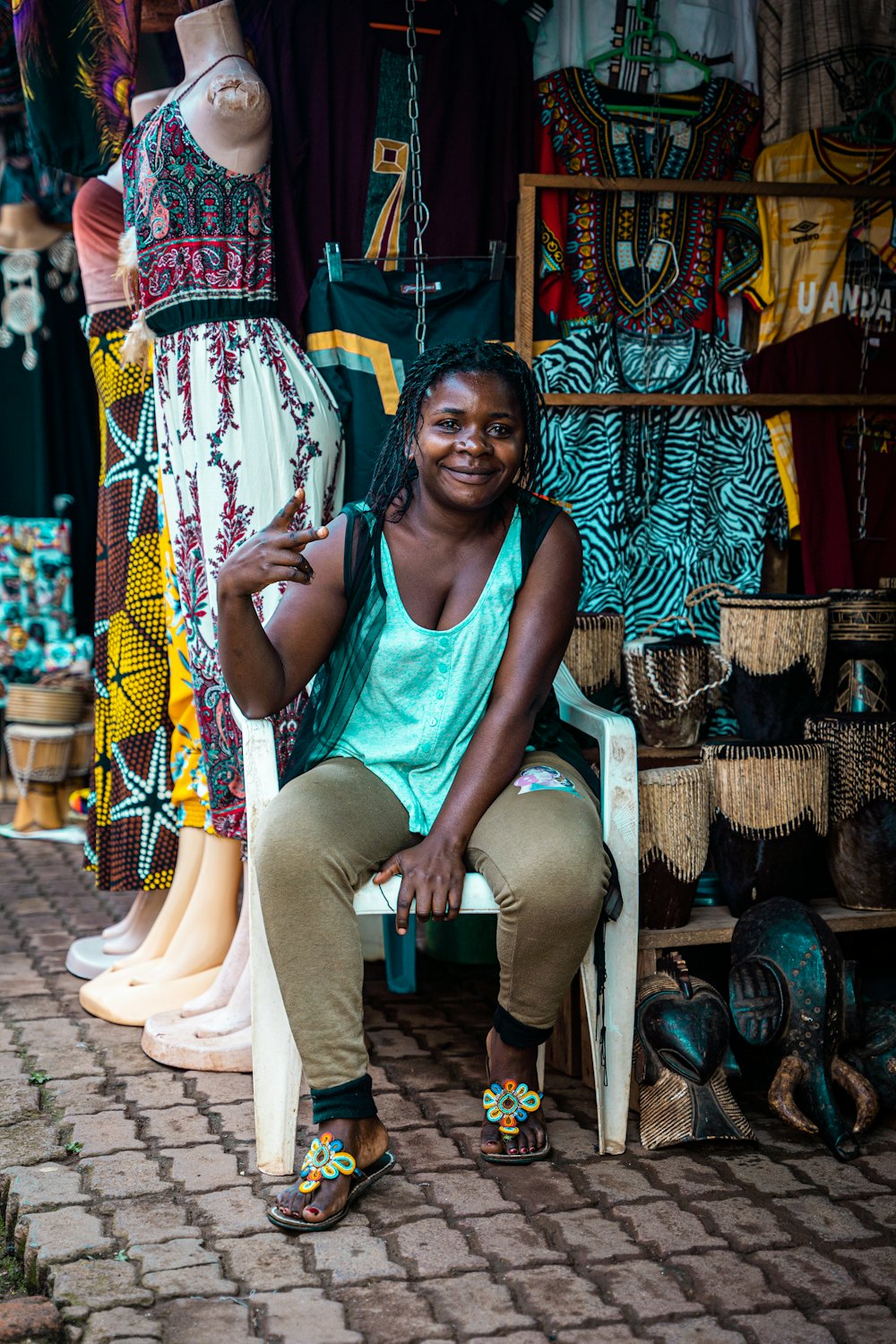 Commerçante dans sa boutique