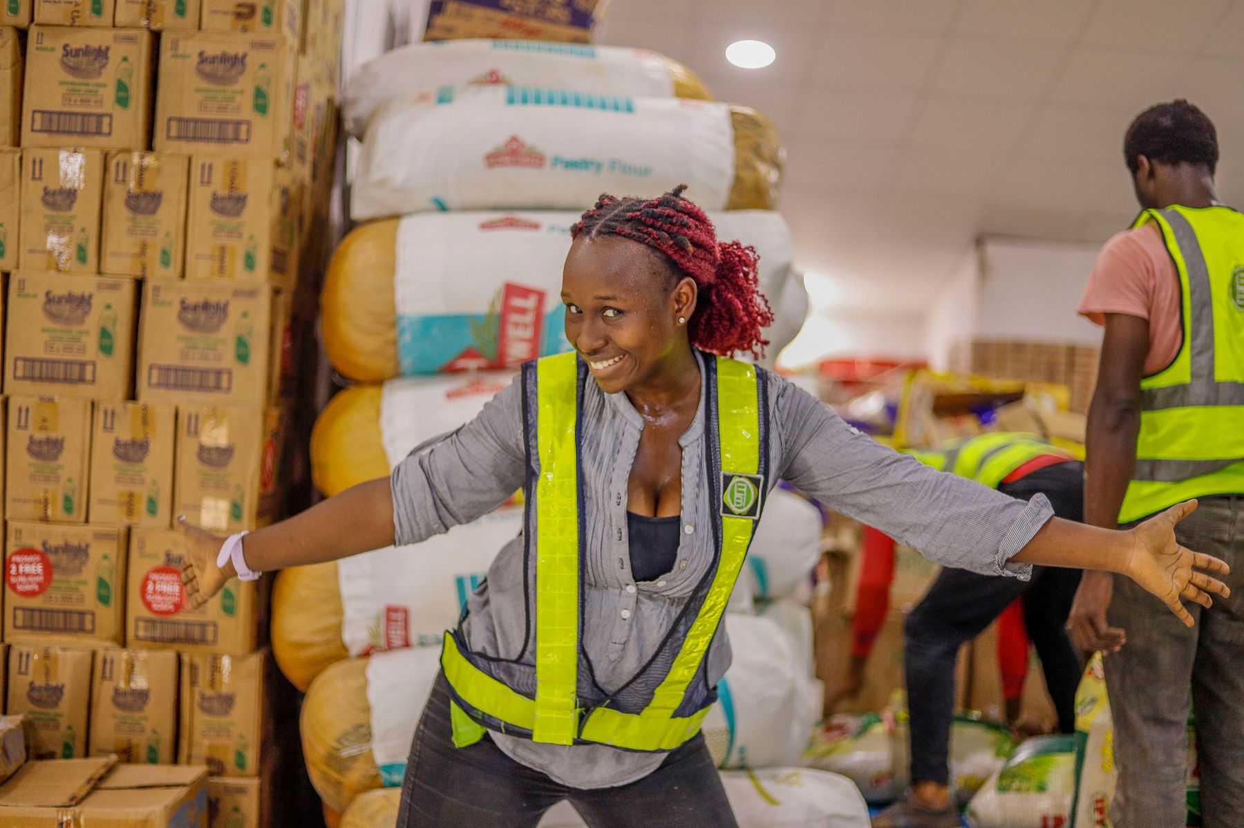 Équipe logistique dans un entrepôt